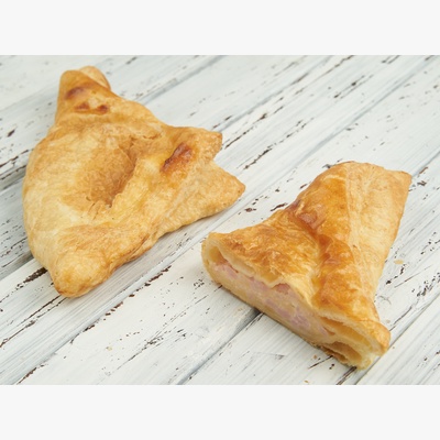 Слойка с ветчиной и сыром_ 100