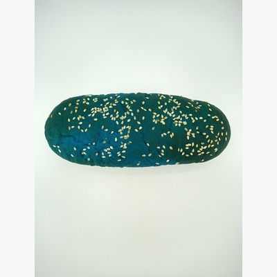 Булочка для хот-дога (синяя) с кунжутом 2.jpg